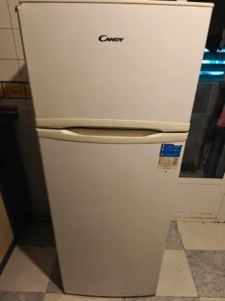 Nevera Candy blanca