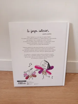 Libro infantil  La joya interior (Anna Llenas)