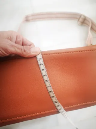 Bolso color caramelo