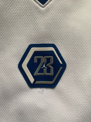 Camiseta Jordan 23 Tirantes Blanca y Azul