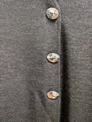 Cardigan Zara gris marengo botones joya Talla M