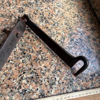 Gancho de hierro antiguo forjado herramienta forja