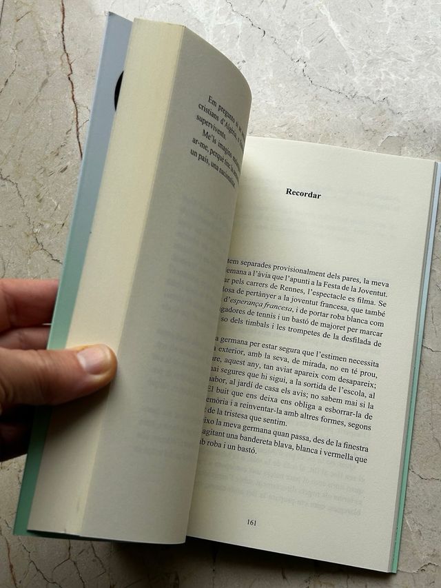 Llibre. Tots els homes per naturalesa volen saber