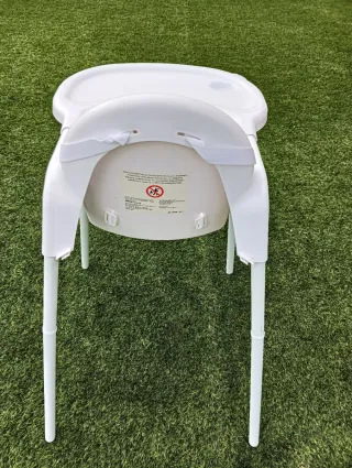 Trona blanca para bebé