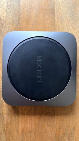 Mac mini 2018 i3 + Magic Keyboard y Mouse