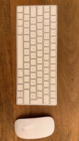 Mac mini 2018 i3 + Magic Keyboard y Mouse