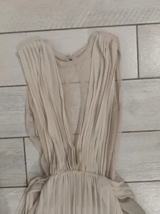 Abito lungo plissettato beige