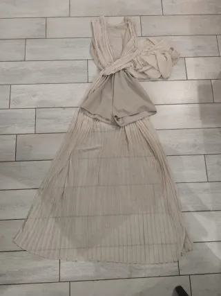 Abito lungo plissettato beige