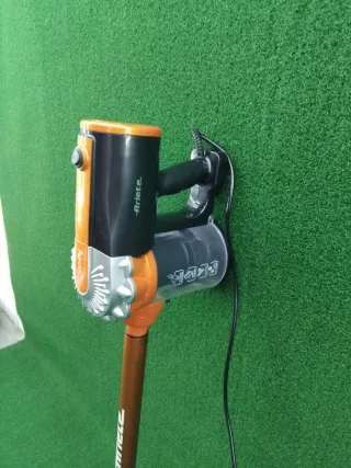 Aspiradora Escoba Ariete Handy Force 2361