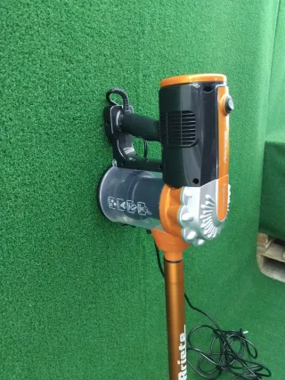 Aspiradora Escoba Ariete Handy Force 2361