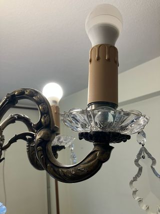 Lámpara de techo antigua dorada