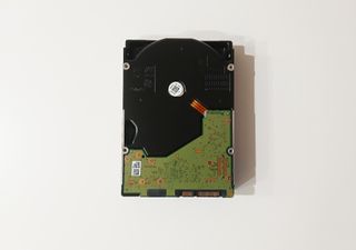 Disco Duro HDD WD 18TB WD180EDGZ SATA III 7200RPM