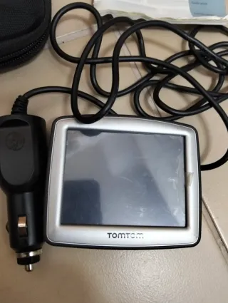 Navegador GPS TomTom GO