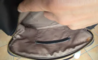 Bolso Guess Negro Acolchado