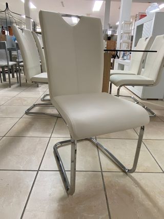 Sillas de comedor beige claro estructura cromada