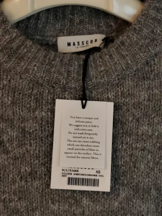 Jersey Masscob gris.