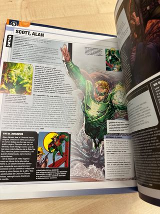 DC Comics La enciclopedia: La guía definitiva d...