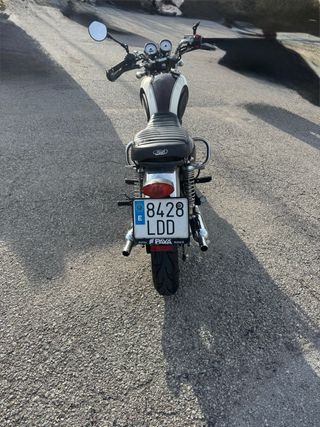 Mash 400cc Naked Manual  marron ( 12/2019)