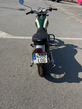 Mash 400cc Naked Manual  marron ( 12/2019)