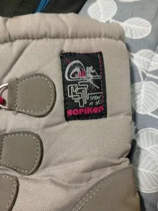 Pantalón y botas de nieve para niña