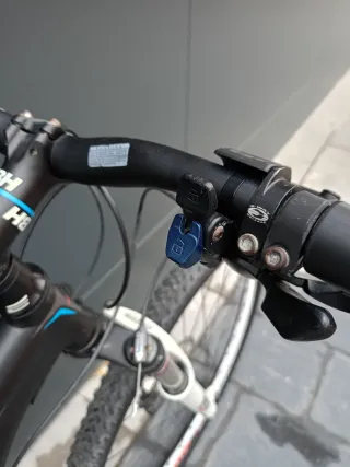 BICICLETA MONTAÑA BH PEAK 29