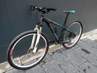 BICICLETA MONTAÑA BH PEAK 29