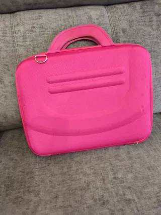 Maletín ordenador rosa
