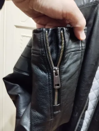 Giubbotto ecopelle nero taglia M