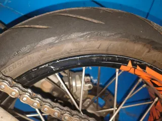 Neumático de moto brigestone