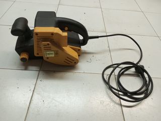 Lijadora de banda JCB Power Master