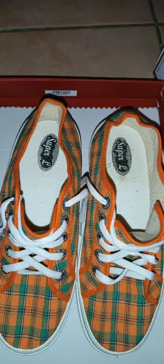 Scarpe da tennis fantasia scozzese