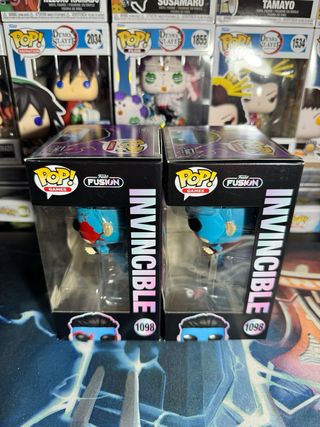 Funko Pop! Fusion Invincible Chase bundle