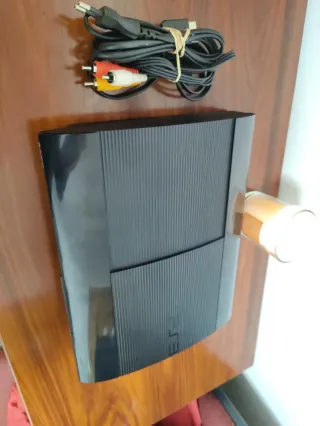 Consola PS3 Super Slim 120GB Negra