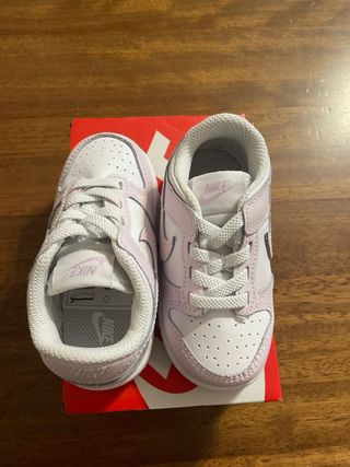 Nike Dunk Low Bambina Rosa e Bianche N.22