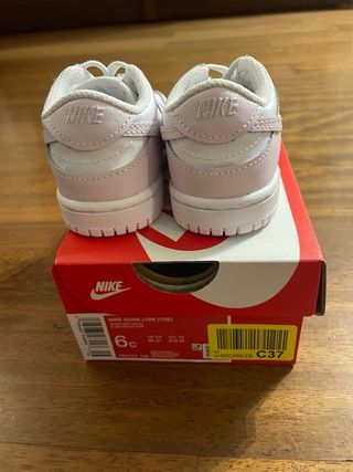 Nike Dunk Low Bambina Rosa e Bianche N.22