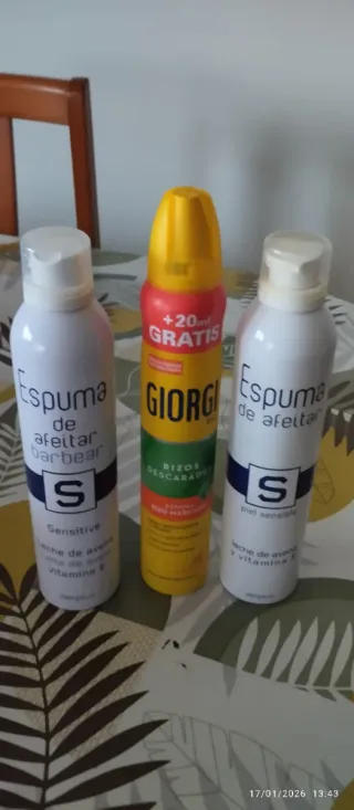 Gel de afeitar y para rizos