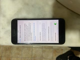 iPhone 8 Negro (precio algo negociable)