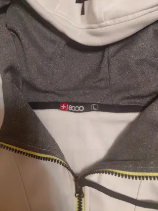 Sudadera +8000 Negra