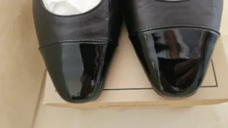 Zapatos negros Latouche slingback