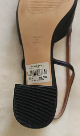 Zapatos negros Latouche slingback