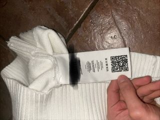 Maglione AMI Paris bianco con logo cuore rosso