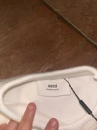 Maglione AMI Paris bianco con logo cuore rosso