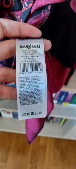 Abito Desigual asimmetrico donna. Misure in foto