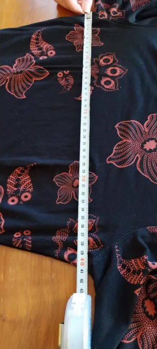 Abito Desigual asimmetrico donna. Misure in foto