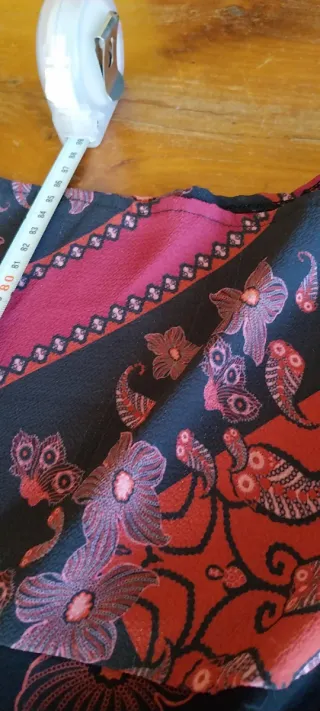 Abito Desigual asimmetrico donna. Misure in foto