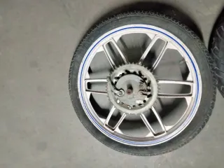 Ruedas 17 aleación mobylette cady