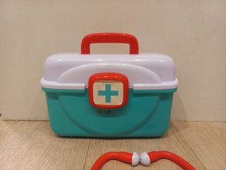 Maletín médico infantil completo