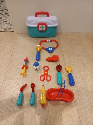 Maletín médico infantil completo
