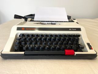 Máquina de escribir Olympiette de Luxe