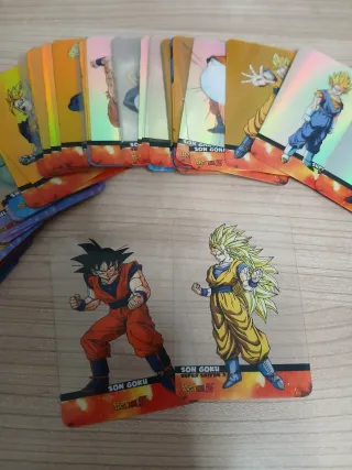 Muñecos Bola de Dragón y cartas, Vintage